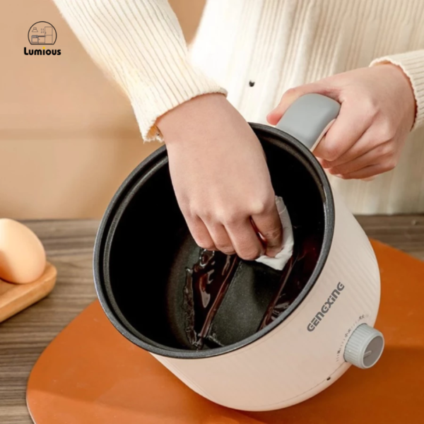 Vệ sinh nồi cơm điện